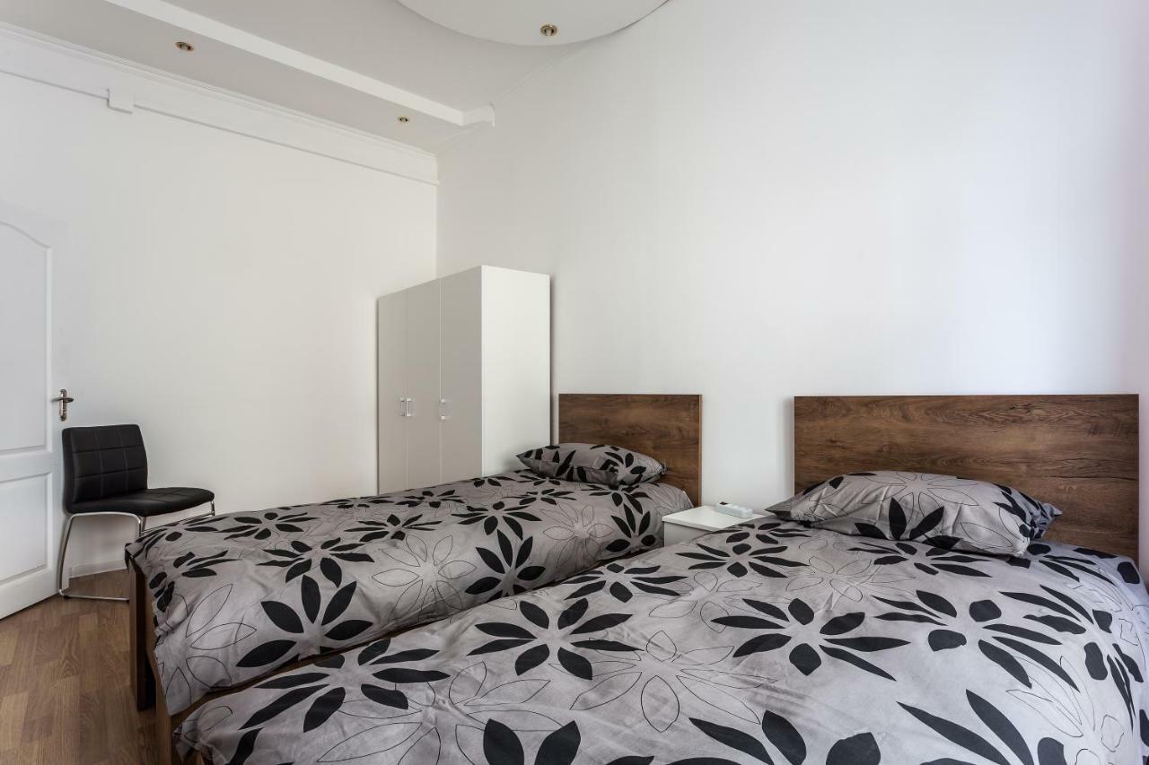 Modern Apartment In Lviv Historic Centre Εξωτερικό φωτογραφία