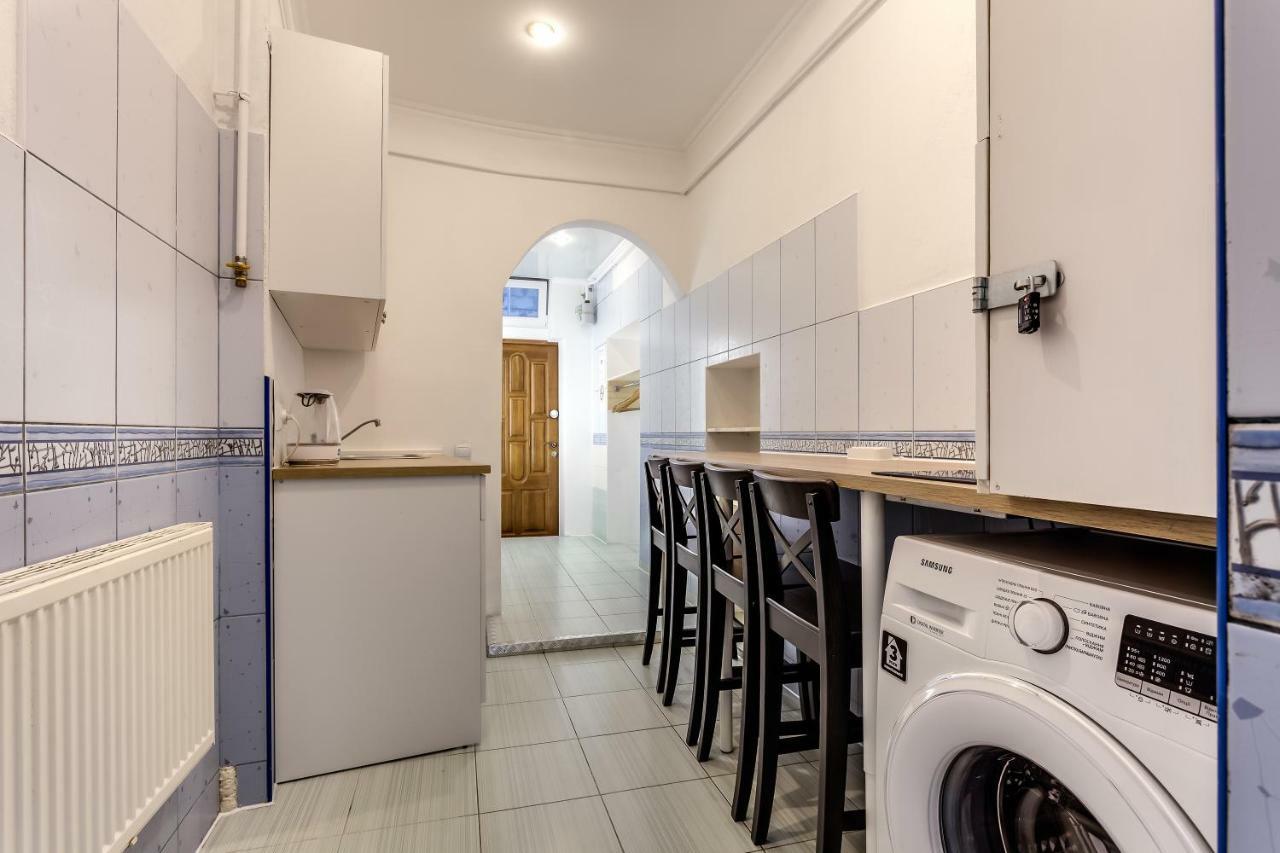 Modern Apartment In Lviv Historic Centre Εξωτερικό φωτογραφία